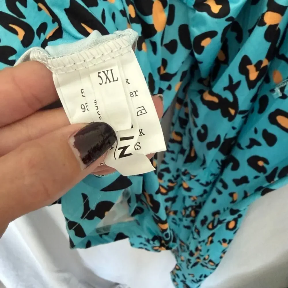 Lot of 2 Women’s Pajama Sets Size 5X Animal & Space Print